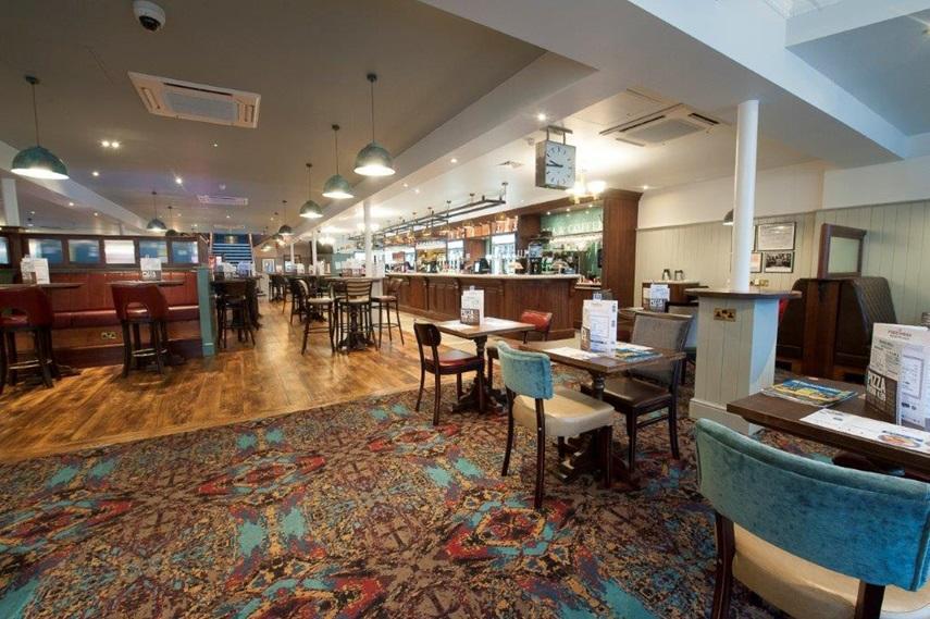 The Bottle Kiln Wetherspoon Hotel Harwich Bagian luar foto
