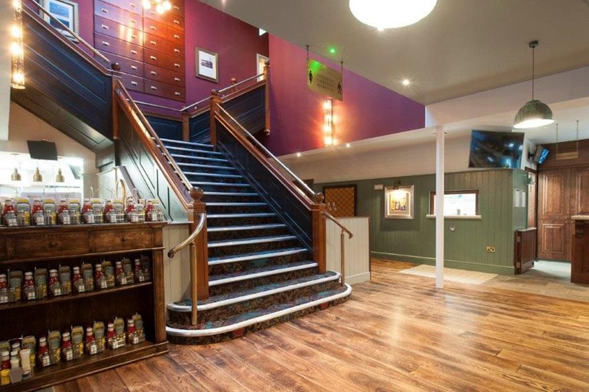 The Bottle Kiln Wetherspoon Hotel Harwich Bagian luar foto