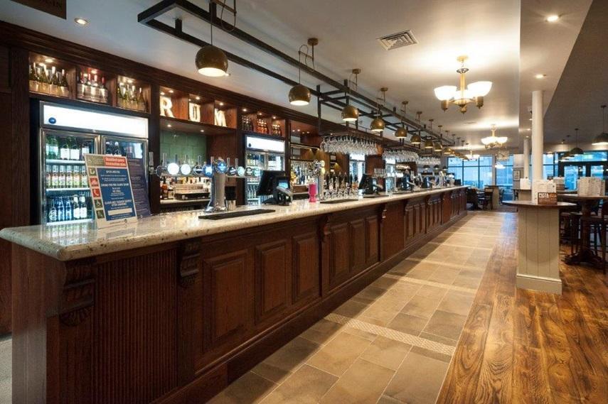 The Bottle Kiln Wetherspoon Hotel Harwich Bagian luar foto